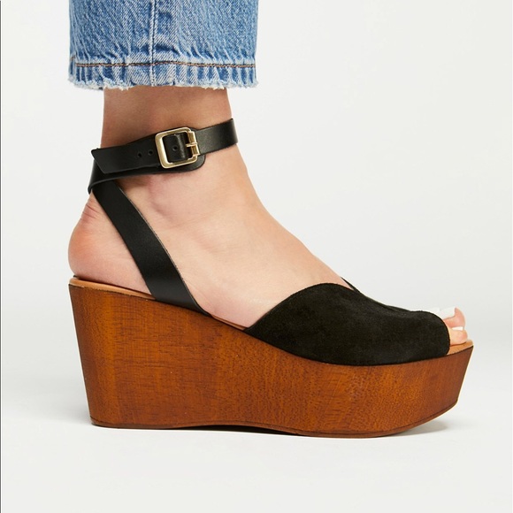 Free People On Holiday PlatForm Heels - Picture 4 of 15